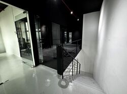 Oxley Bizhub (D14), Office #508191401
